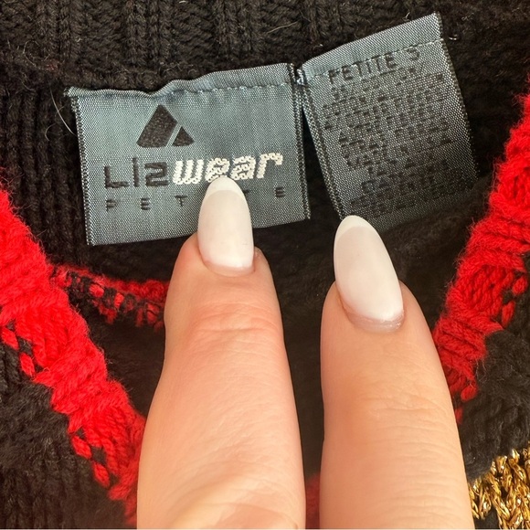 Vintage Black, Red and Gold Flag Style Sweater - Picture 5 of 6